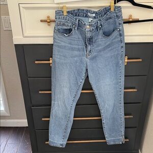 Good American Light Wash High-Rise Ankle Jeans